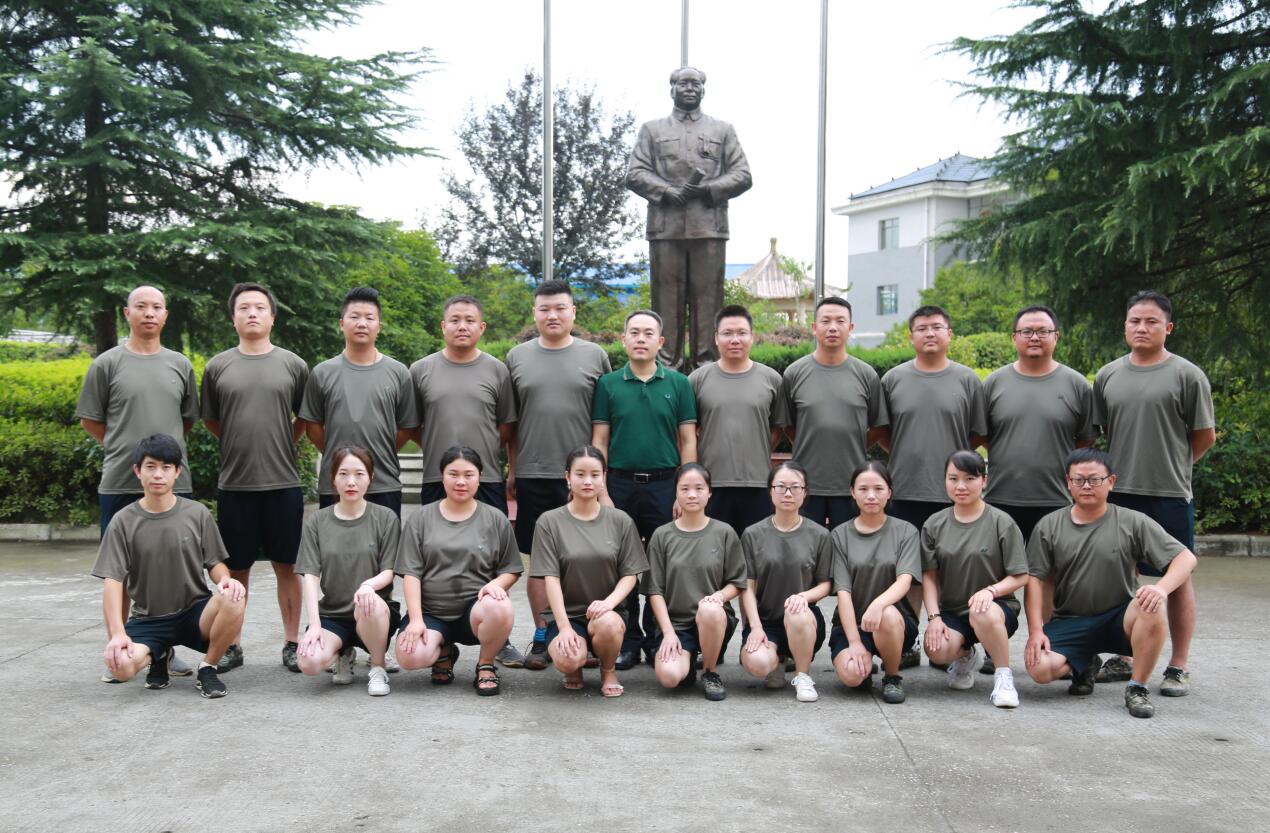20190801好博官网好博(中国)_好博(中国)庆祝人民解放军成立92周年活动.JPG